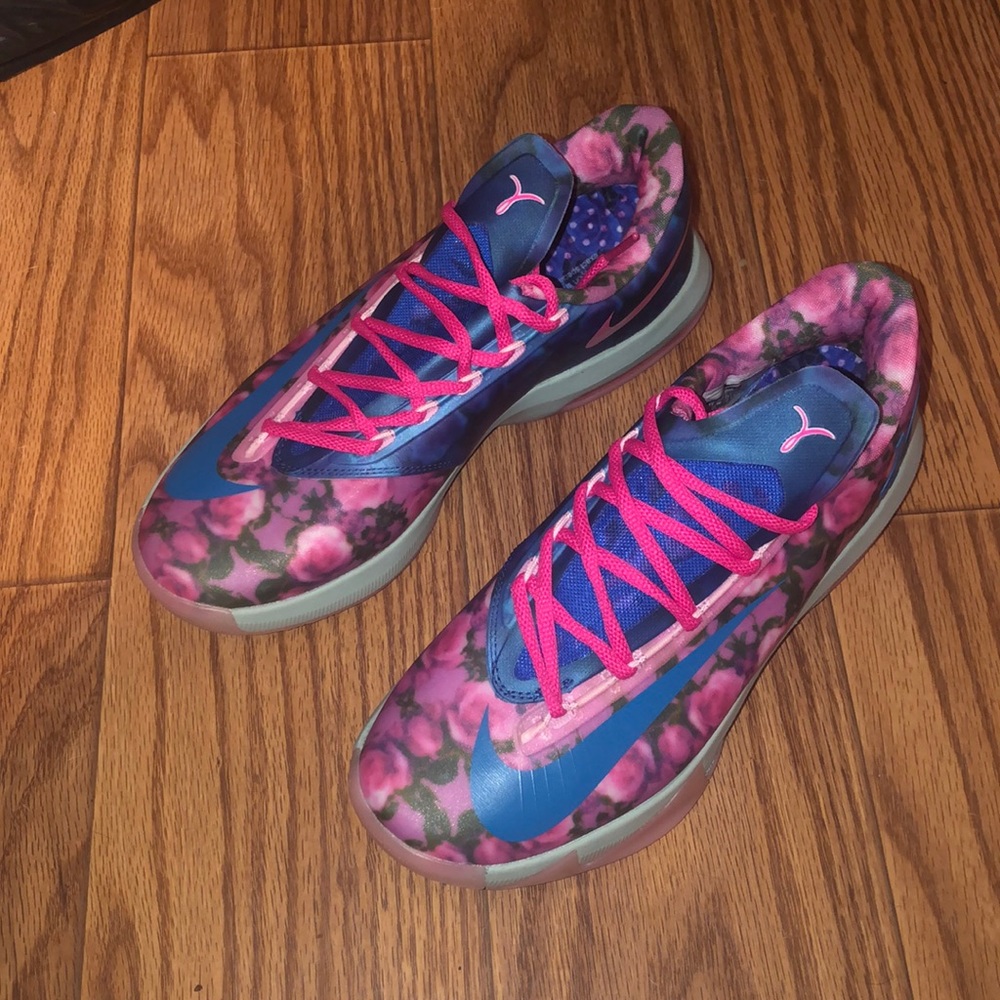 KD Aunt Pearl Floral
